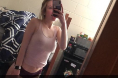 Sexy Snapchat slut exposed